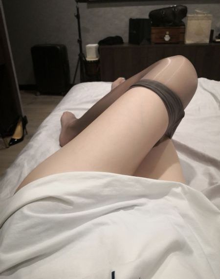 超碰人人操内射_1080手机免费观看完整