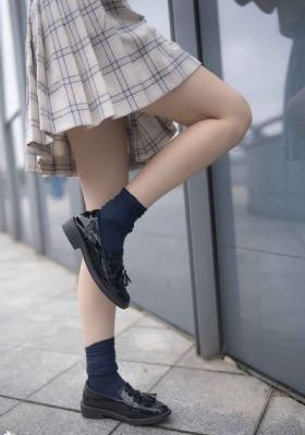 无人区码一码二码三码是香港吗_未删减完整版