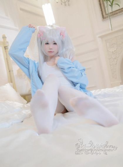 秘书长发美女毛片视频_在线电影免费观看