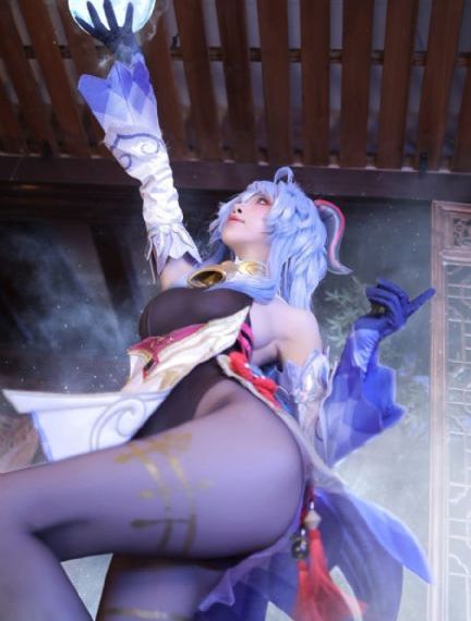 森泽佳奈隔壁高傲人妻_高清高清在线观看