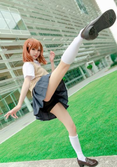 美女黄18以下禁止观看_日韩在线观看