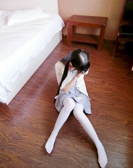 美女尿囗18下看禁止免费视频_1080完整在线观看